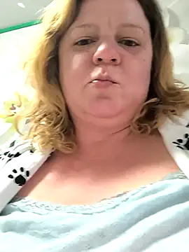 Snapshot of jusichka chatting on 03-20-25, 05:25 jusichka online show from 03-20-25, 05:25