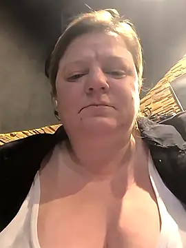 jusichka online show from 02-21-26, 06:42