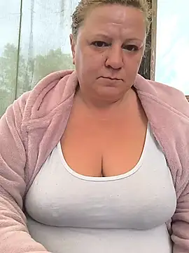 jusichka online show from 05-31-26, 03:19