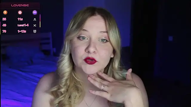 sensual girrrl online show from 07-09-26, 12:26