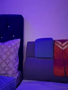 PaulinaSanders X online show from 02-14-25, 06:08