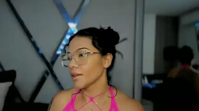 Snapshot of paula_daniela1 chatting on 01-08-25, 08:39 paula daniela1 online show from 01-08-25, 08:39