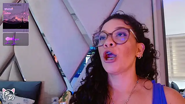 paula daniela1 online show from 06-24-26, 09:36