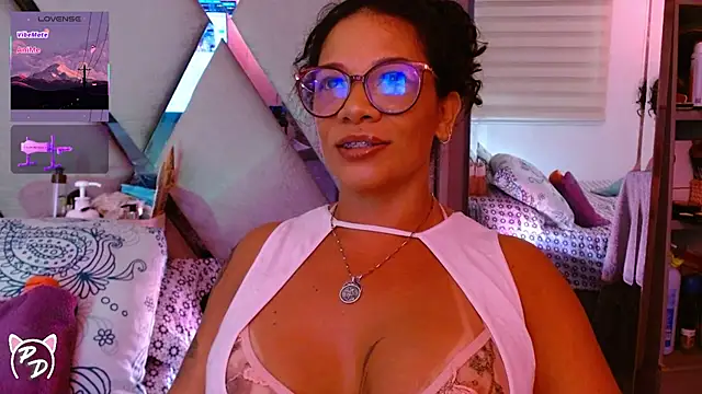 paula daniela1 online show from 07-19-26, 10:24