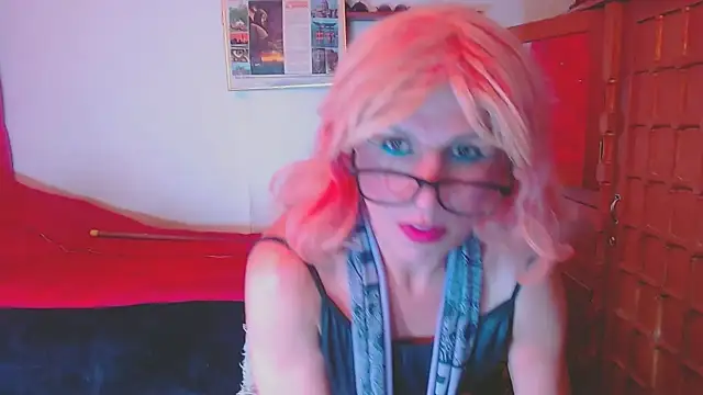 LorenJade online show from 11-21-25, 07:18