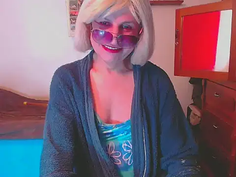 LorenJade online show from 02-01-26, 12:20