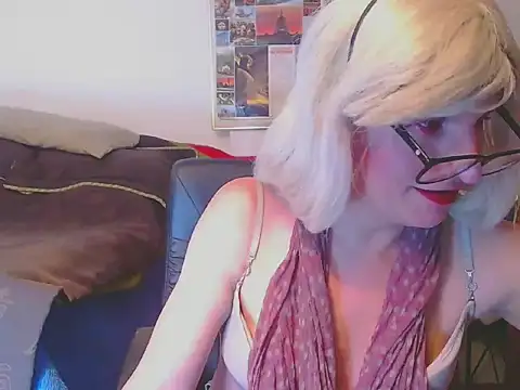 LorenJade online show from 05-01-26, 08:52