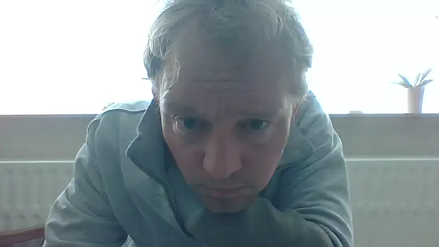 bertolini online show from 04-28-26, 01:05