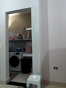 Irresistible24 online show from 11-20-25, 06:51