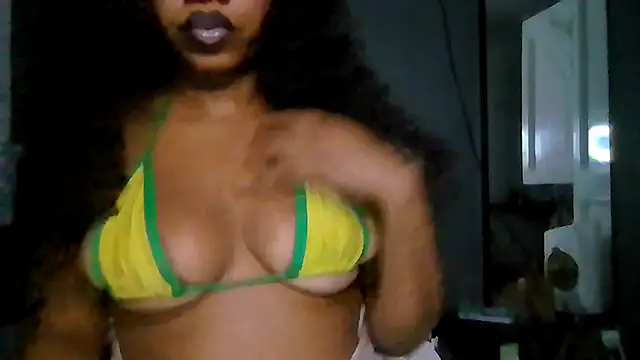 Snapshot of goddessdaisysky chatting on 05-25-26, 07:25 goddessdaisysky online show from 05-25-26, 07:25