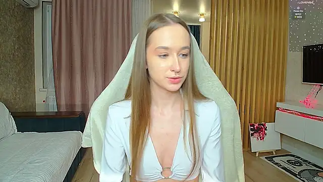 Sweett Monica online show from 03-11-25, 07:25