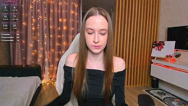 Sweett Monica online show from 03-22-25, 10:04