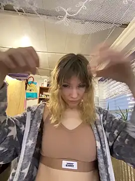 Snapshot of Anita-Smith chatting on 01-27-25, 08:07 Anita-Smith online show from 01-27-25, 08:07