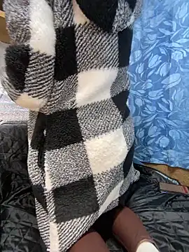 Snapshot of Anita-Smith chatting on 02-24-26, 10:35 Anita-Smith online show from 02-24-26, 10:35