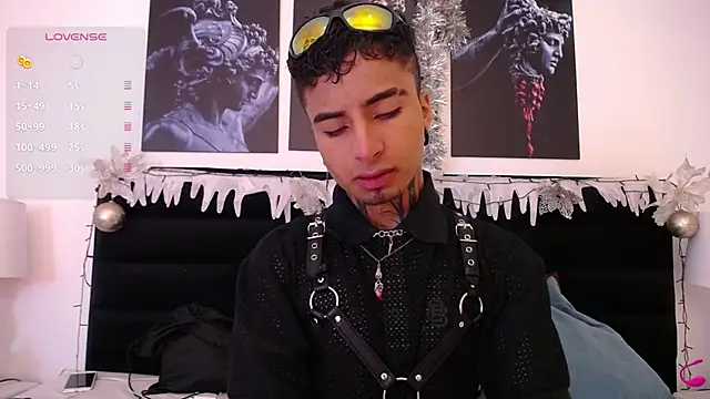 JuanCamiilo 66 online show from 12-30-24, 12:22