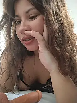 Yara0k online show from 11-05-25, 11:32