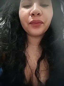 Yara0k online show from 06-12-26, 07:07
