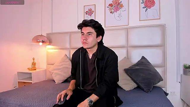 ZukyXYakihiro89 online show from 02-17-25, 06:26