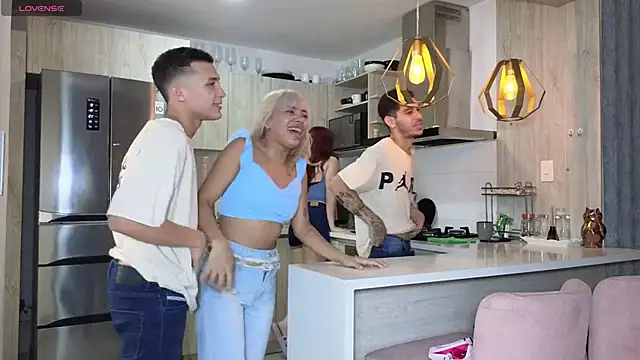 xalicesfantasyx online show from 03-10-25, 04:46