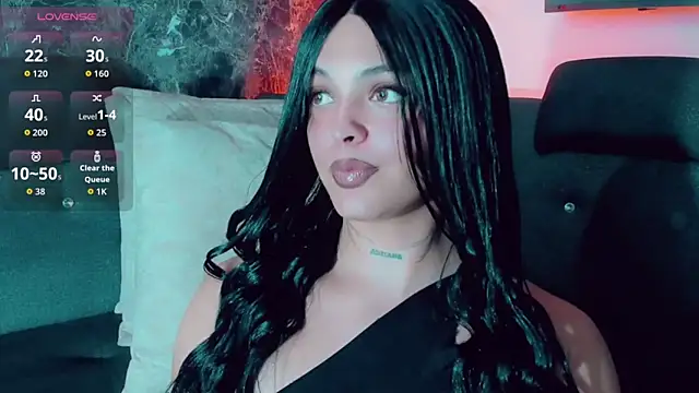 Emmaa Saenz  online show from 06-08-26, 01:28