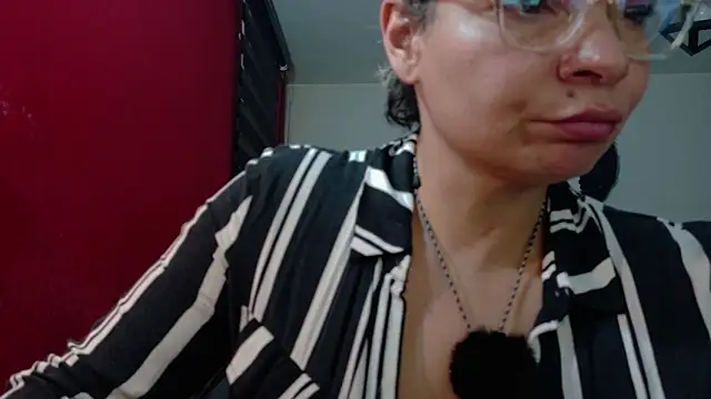 charlotedoll online show from 05-16-26, 02:41
