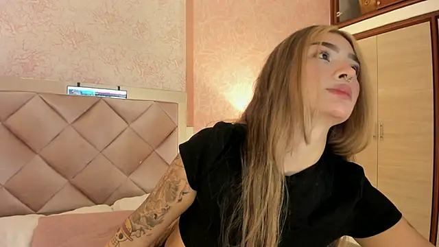 Arianavillada online show from 09-11-25, 03:17