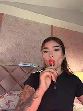 Snapshot of Arianavillada chatting on 07-26-26, 03:25 Arianavillada online show from 07-26-26, 03:25