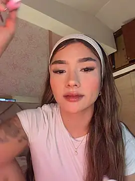 Snapshot of Arianavillada chatting on 07-28-26, 04:08 Arianavillada online show from 07-28-26, 04:08
