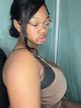 CharismaaBanx online show from 02-04-25, 08:56