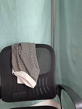 CharismaaBanx online show from 02-16-25, 06:21