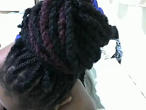 Snapshot of queen-sasha chatting on 03-21-25, 05:34 queen-sasha online show from 03-21-25, 05:34