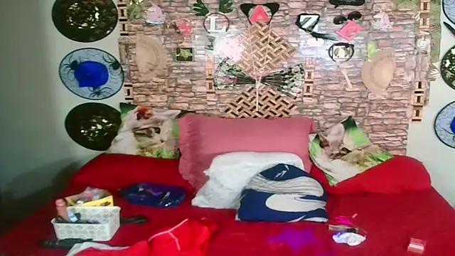 Indian Blaze00 online show from 09-10-25, 07:03