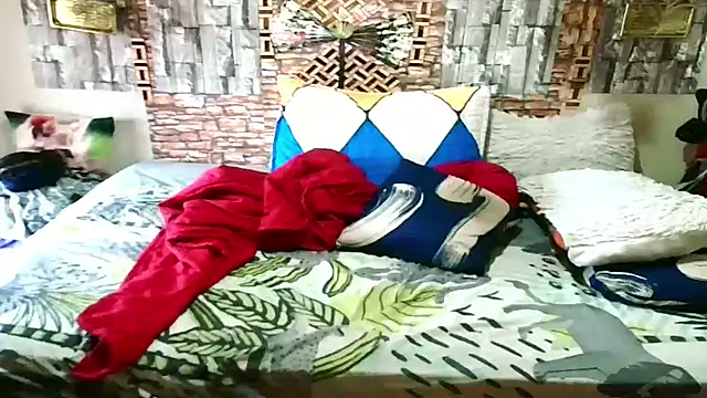 Indian Blaze00 online show from 11-06-25, 05:52