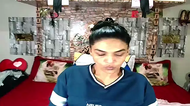 Indian Blaze00 online show from 11-09-25, 07:34