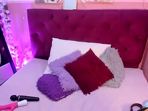 candysmitxxx online show from 05-14-26, 01:45