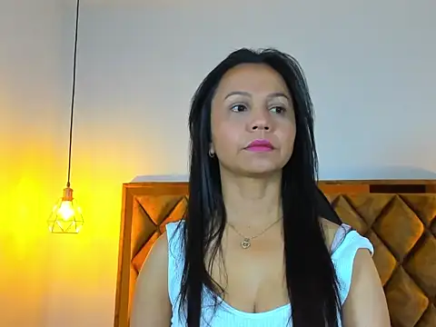 candysmitxxx online show from 07-06-26, 06:43