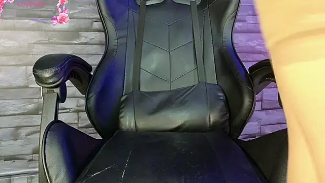 Rose baker  online show from 01-09-25, 03:23