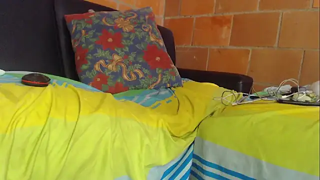 sexyblackxx12 online show from 04-28-26, 10:26