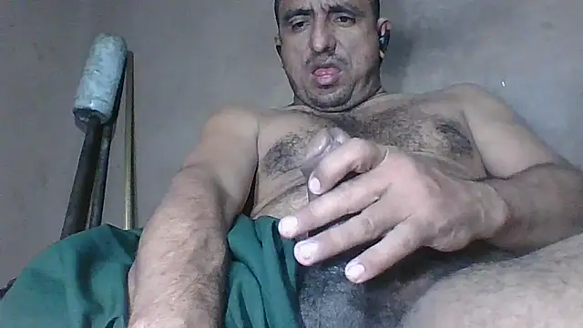 Snapshot of peloton10 chatting on 02-15-26, 03:14 peloton10 online show from 02-15-26, 03:14