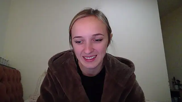 Snapshot of RouseReed chatting on 10-15-25, 09:31 RouseReed online show from 10-15-25, 09:31