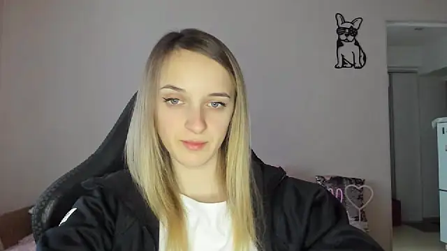 Snapshot of RouseReed chatting on 02-03-26, 12:54 RouseReed online show from 02-03-26, 12:54