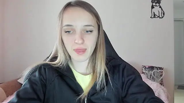 Snapshot of RouseReed chatting on 02-08-26, 07:23 RouseReed online show from 02-08-26, 07:23