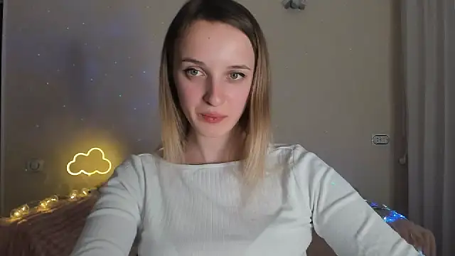 Snapshot of RouseReed chatting on 03-05-26, 07:32 RouseReed online show from 03-05-26, 07:32