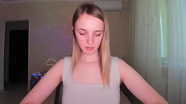 Snapshot of RouseReed chatting on 03-13-26, 12:45 RouseReed online show from 03-13-26, 12:45