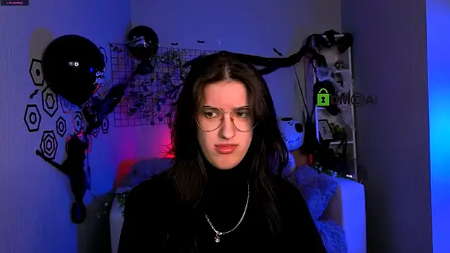 scarlet mooore online show from 10-23-25, 09:46