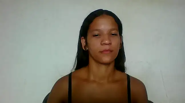 Snapshot of By_Aninha chatting on 03-08-25, 02:30 By Aninha online show from 03-08-25, 02:30