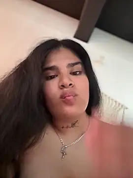 Snapshot of Badkittykim chatting on 02-08-25, 02:38 Badkittykim online show from 02-08-25, 02:38