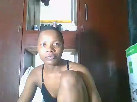 Snapshot of AfricanPrincess24 chatting on 05-05-26, 07:44 AfricanPrincess24 online show from 05-05-26, 07:44