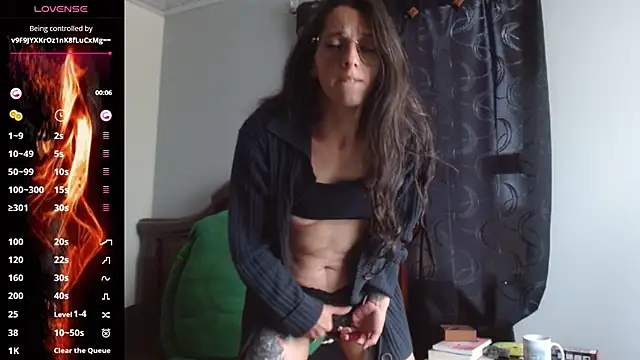 Snapshot of goretty420 chatting on 02-22-25, 03:03 goretty420 online show from 02-22-25, 03:03