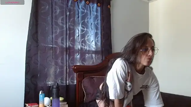 Snapshot of goretty420 chatting on 02-25-26, 03:32 goretty420 online show from 02-25-26, 03:32